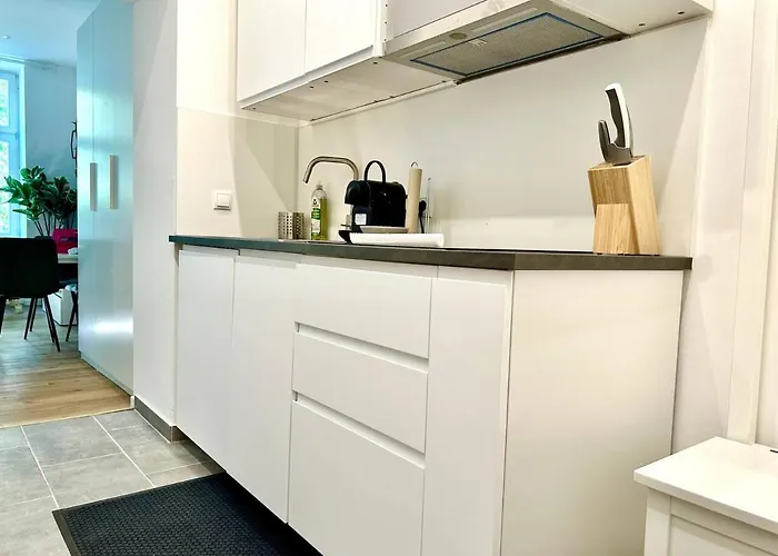 Apartment Lfg Stylish Near Center