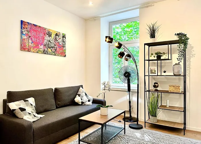 Lfg Stylish Near Center Apartment *